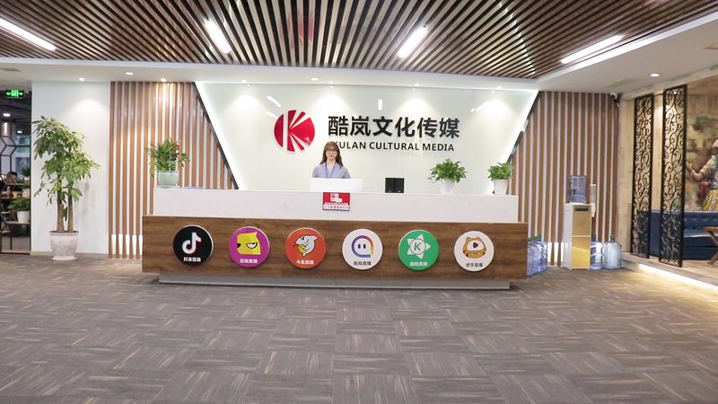 户外探险，镜头随行：短视频拍摄相机的选择指南**